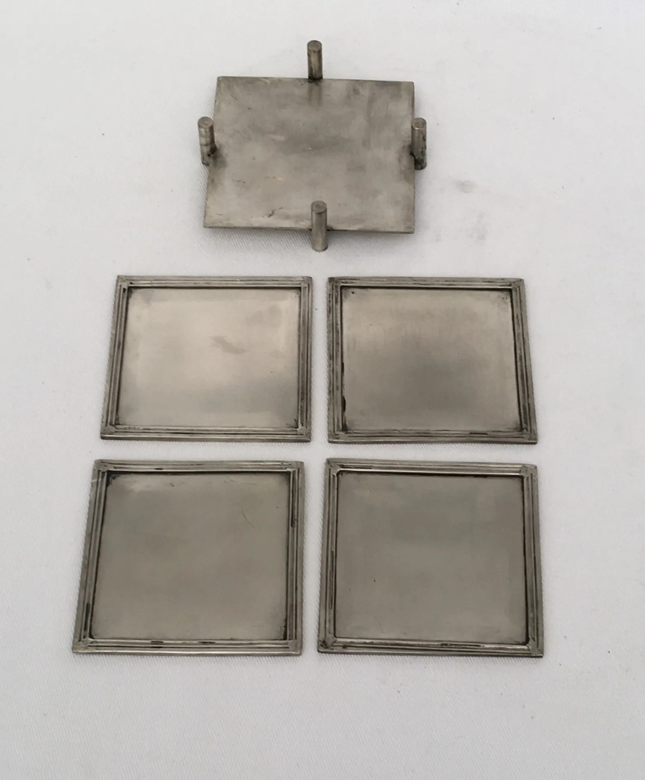 Coaster Set Square Classic
