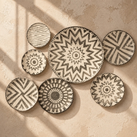 Grey & White Metal Plate Wall Hanging 56x96cm